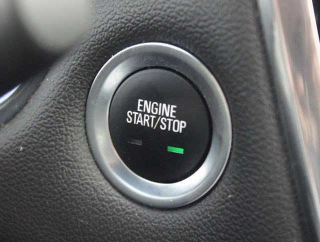 Used 2023 Chevrolet Traverse LT image 8