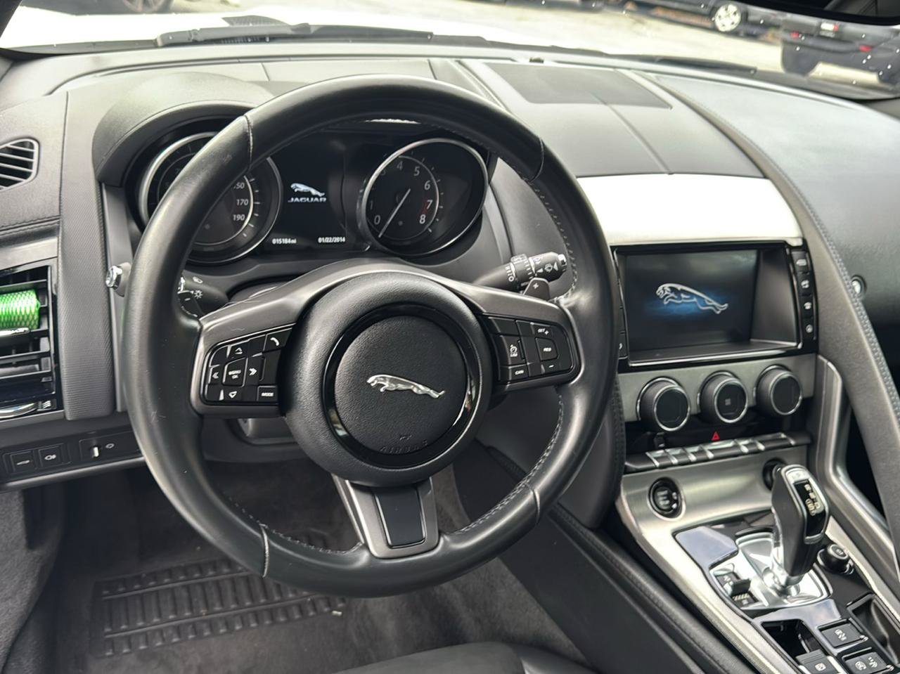 Used 2017 Jaguar F-TYPE Coupe RWD image 28