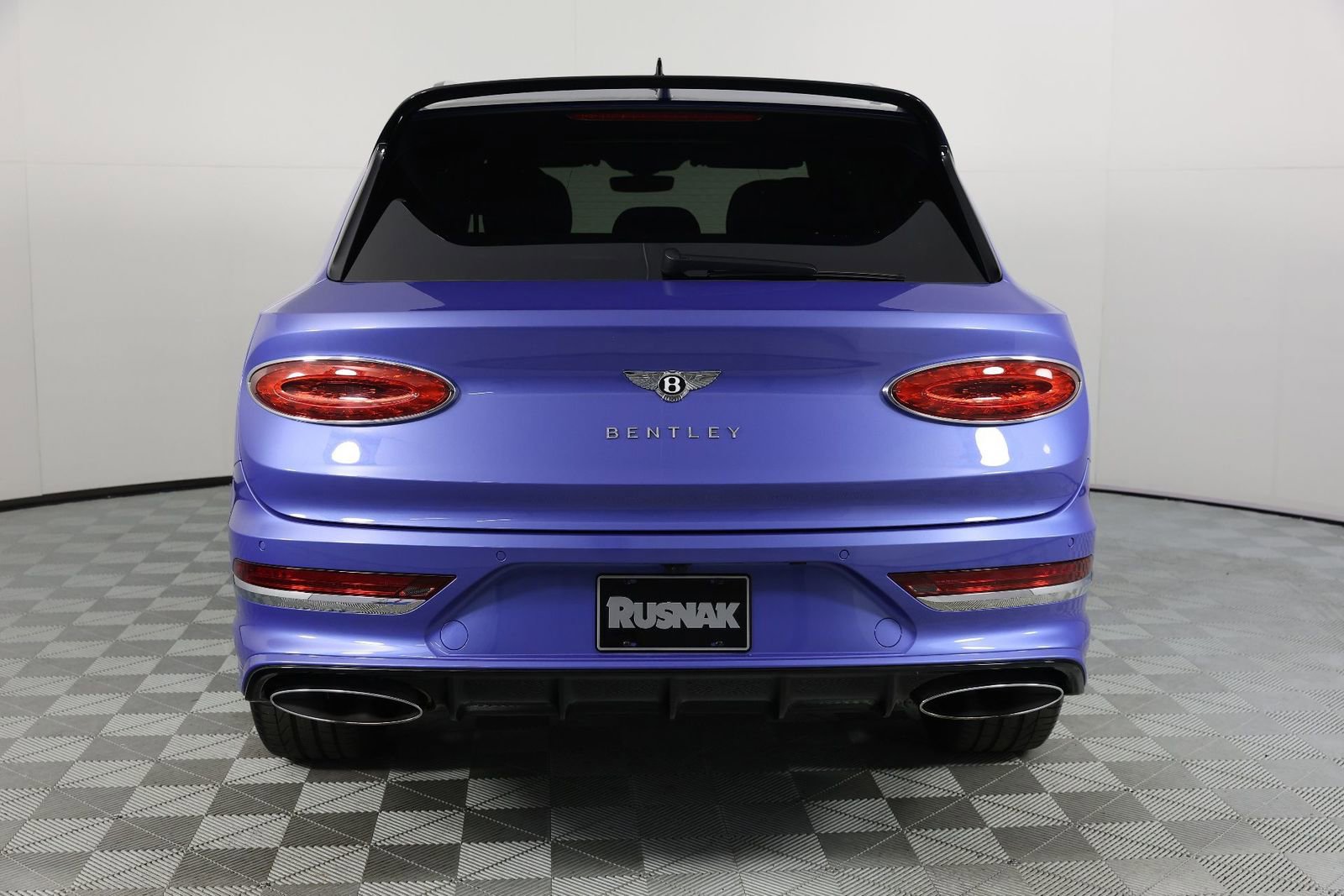 Certified 2023 Bentley Bentayga Speed image 8