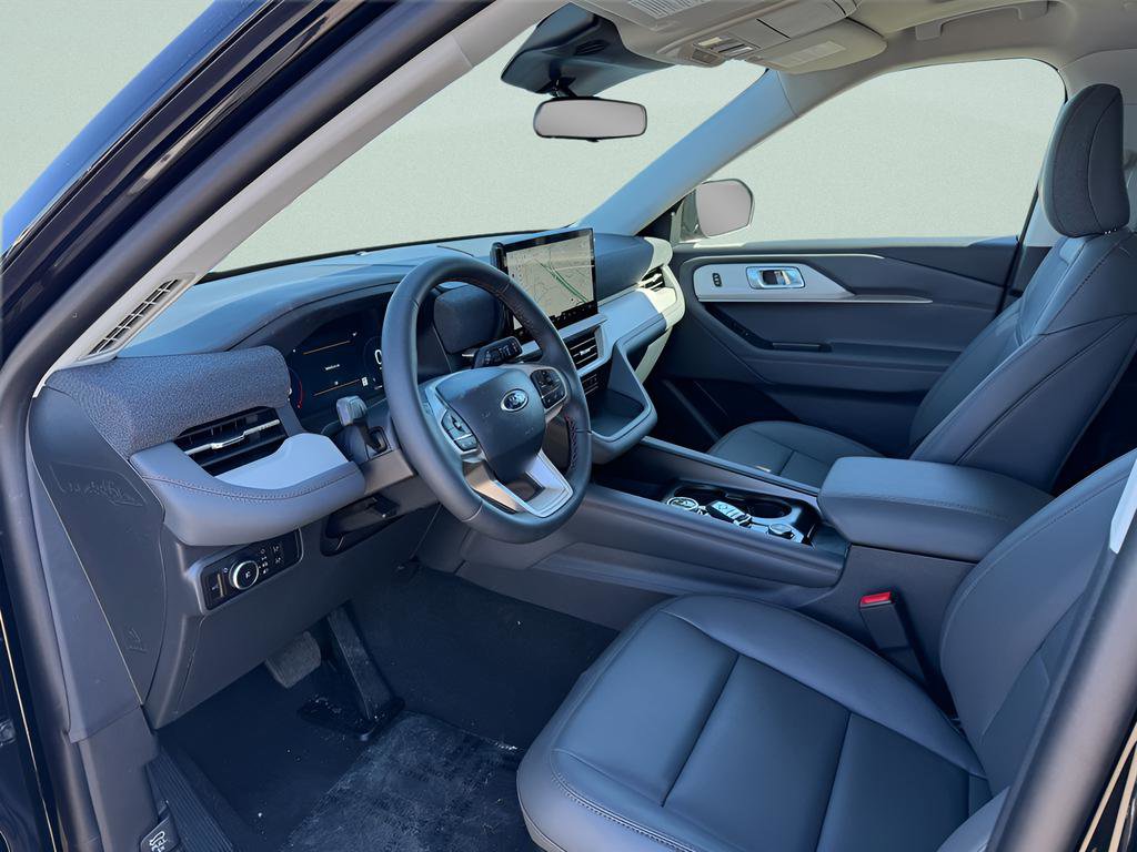 New 2026 Ford Explorer Active w/ Active Comfort Package AWD/4WD image 3
