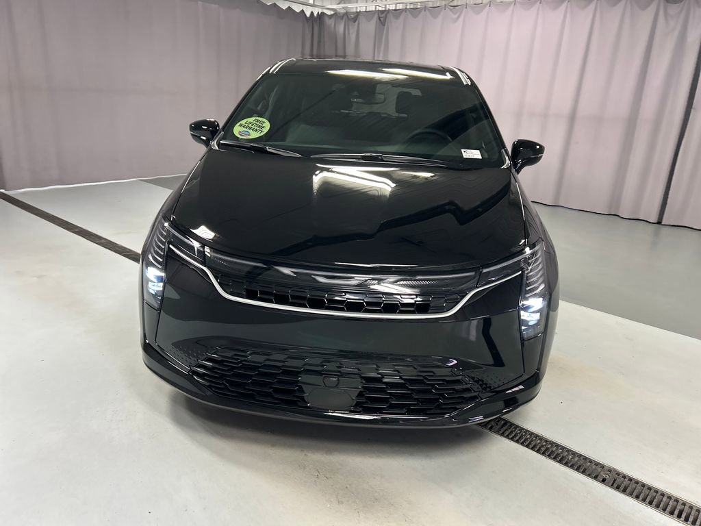 New 2027 Chrysler Pacifica Select FWD image 2