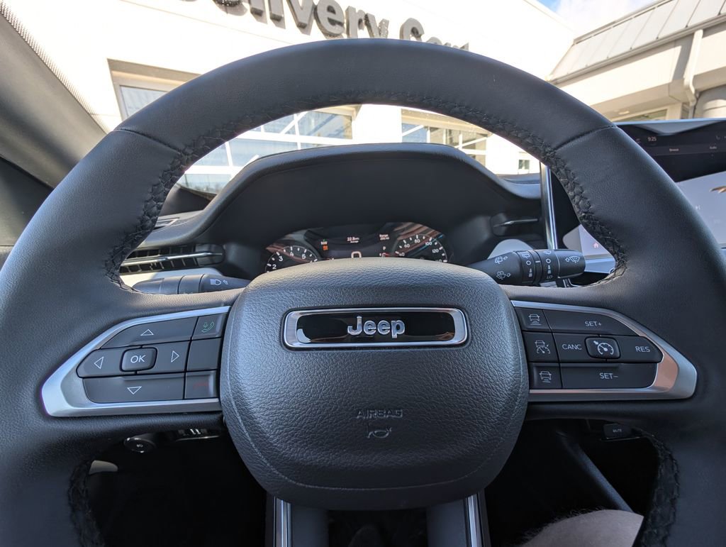 Used 2024 Jeep Compass Limited AWD/4WD image 21