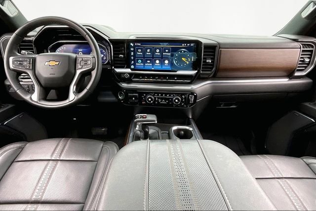 Used 2024 Chevrolet Silverado 1500 High Country w/ Technology Package image 7