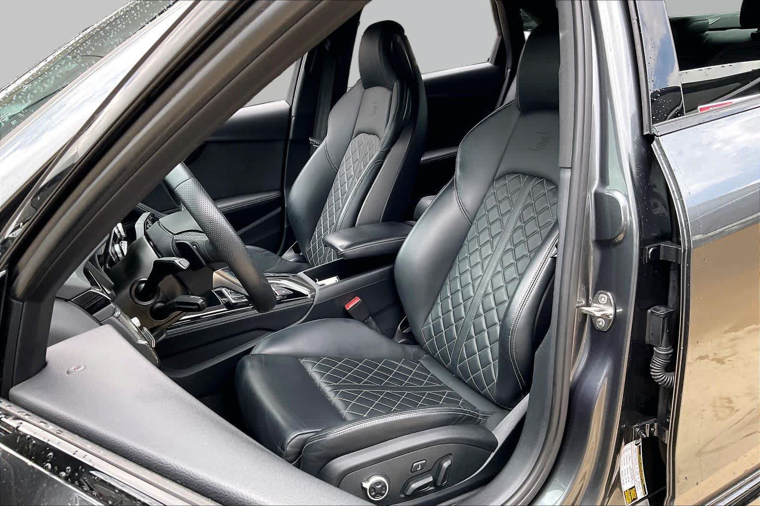 Used 2023 Audi S4 Prestige w/ Prestige Package AWD/4WD image 8