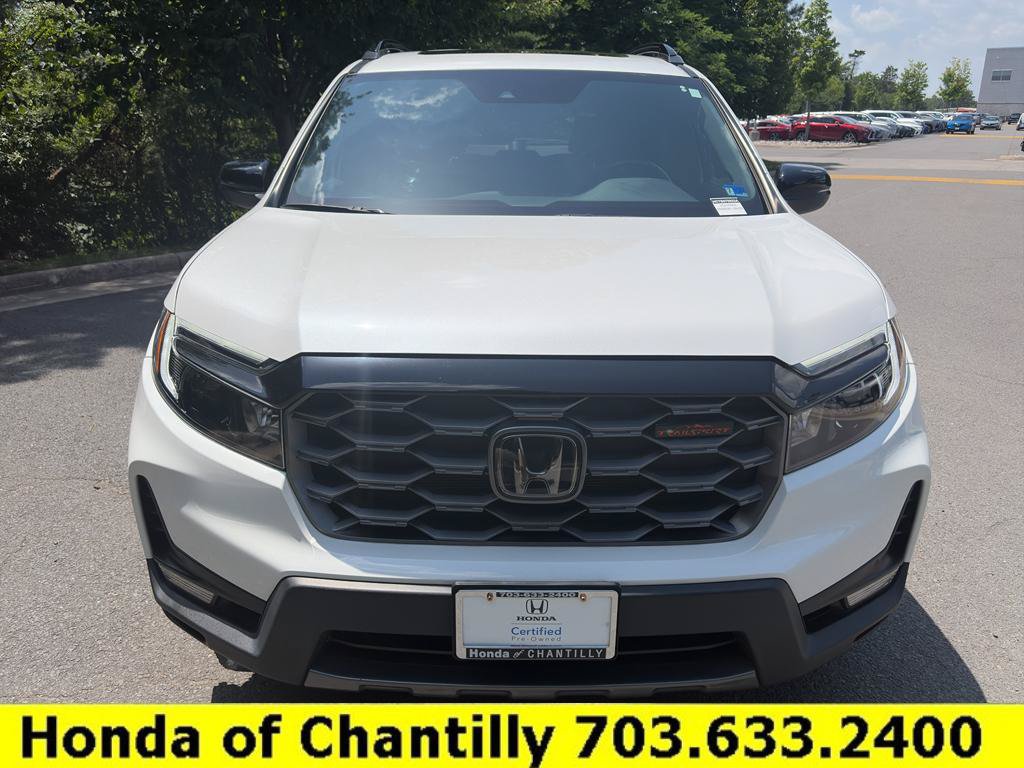 Used 2023 Honda Passport TrailSport image 2