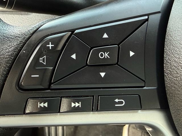 Used 2024 Nissan Altima 2.5 SV image 12