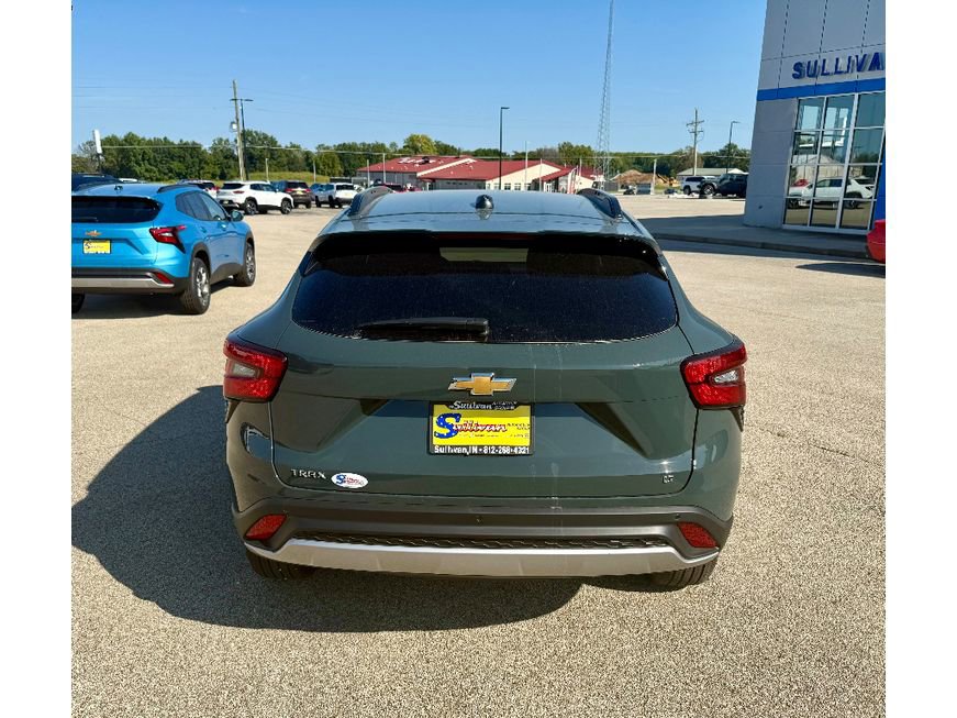 New 2025 Chevrolet Trax LT w/ Driver Confidence Package image 3