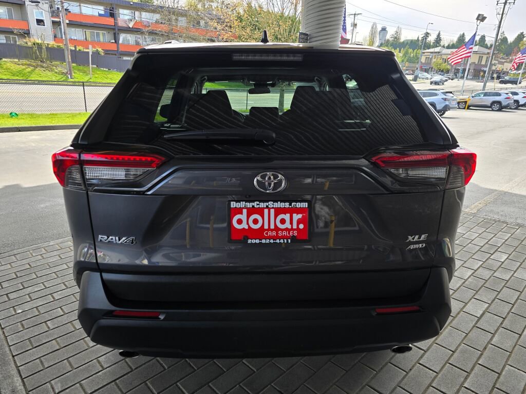 Used 2024 Toyota RAV4 XLE w/ Convenience Package AWD/4WD image 6