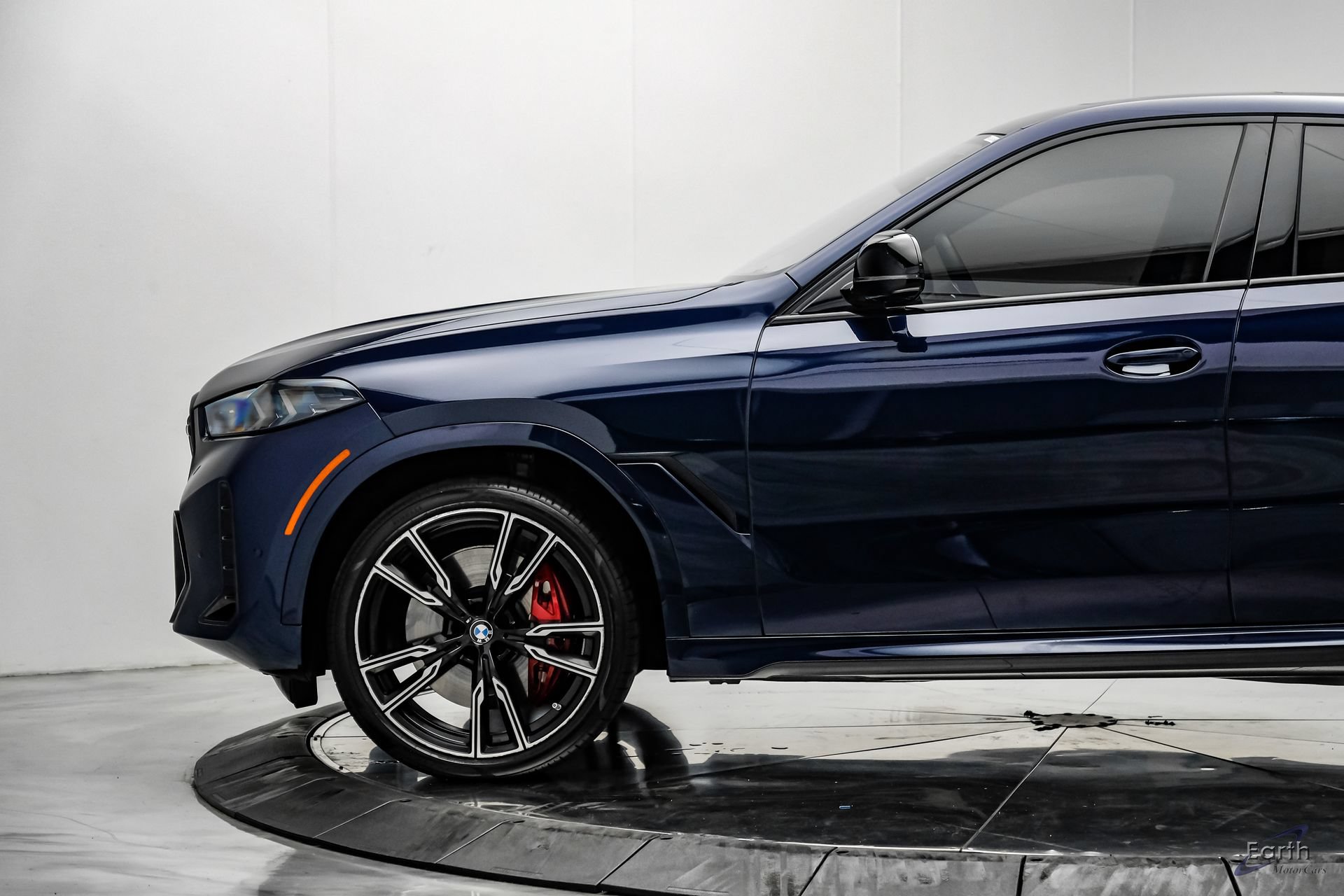 Used 2025 BMW X6 M60i w/ M Sport Professional Package AWD/4WD image 8