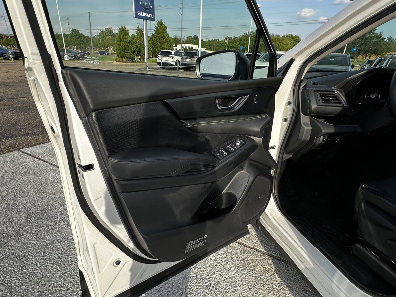 Certified 2025 Subaru Ascent Bronze Edition w/ Onyx Package image 18