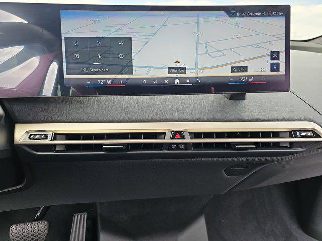 New 2026 BMW iX xDrive60 w/ Premium Package image 22