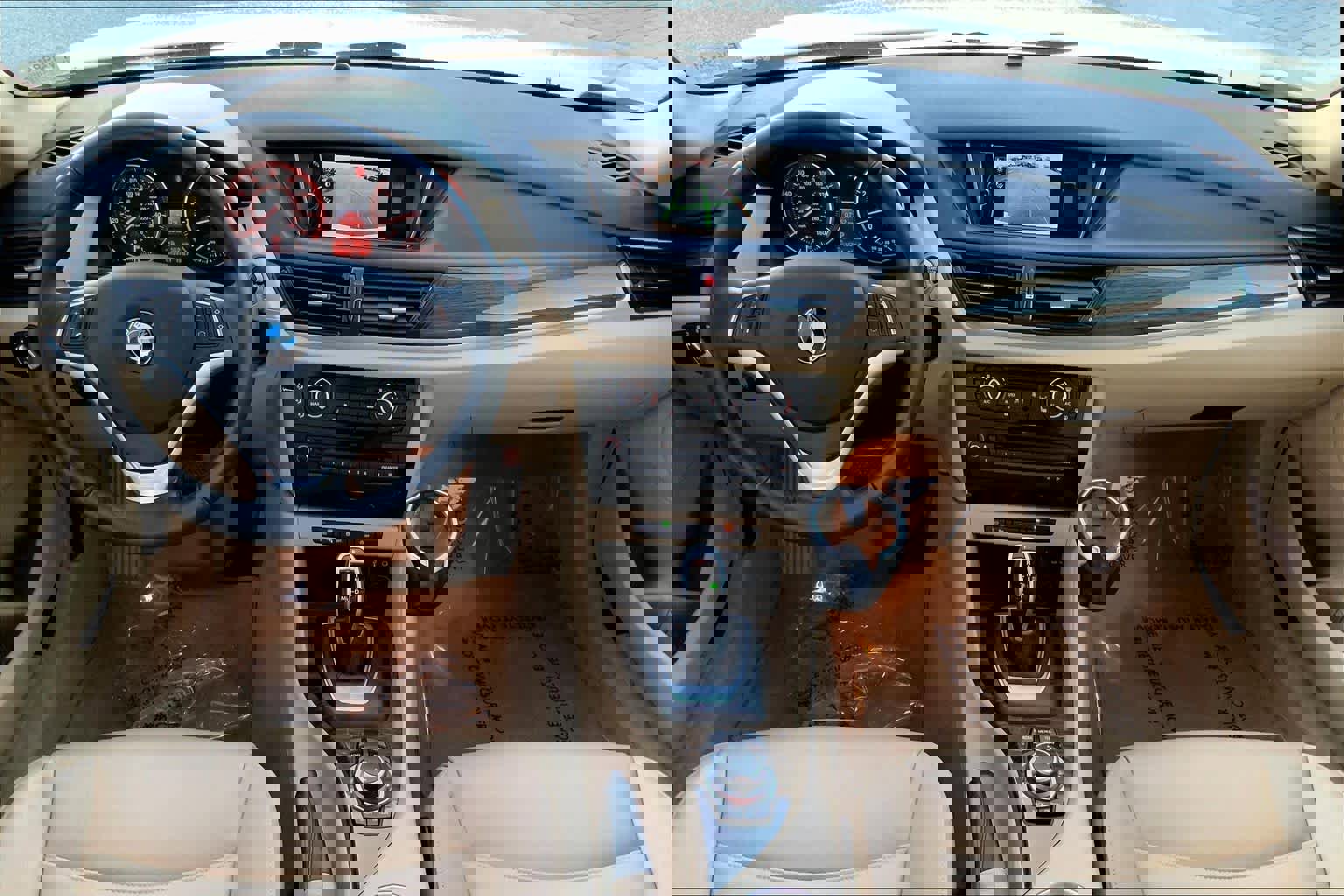 Used 2015 BMW X1 sDrive28i image 16