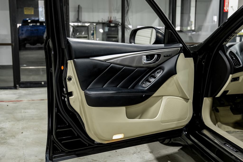 Used 2016 INFINITI Q50 3.0t Premium w/ 3.0T Premium Plus Package image 44