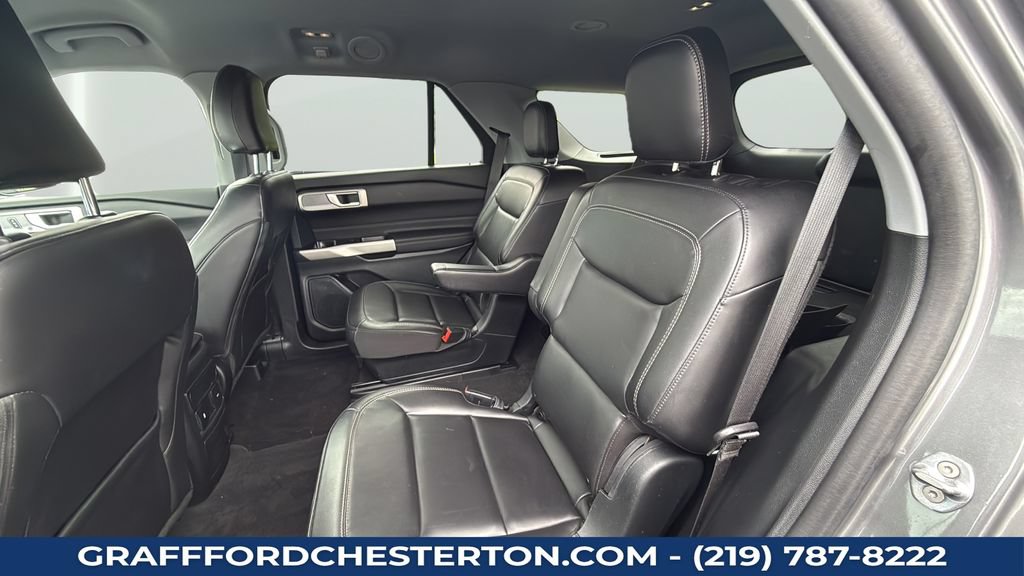 Used 2024 Ford Explorer XLT w/ Equipment Group 202A AWD/4WD image 24