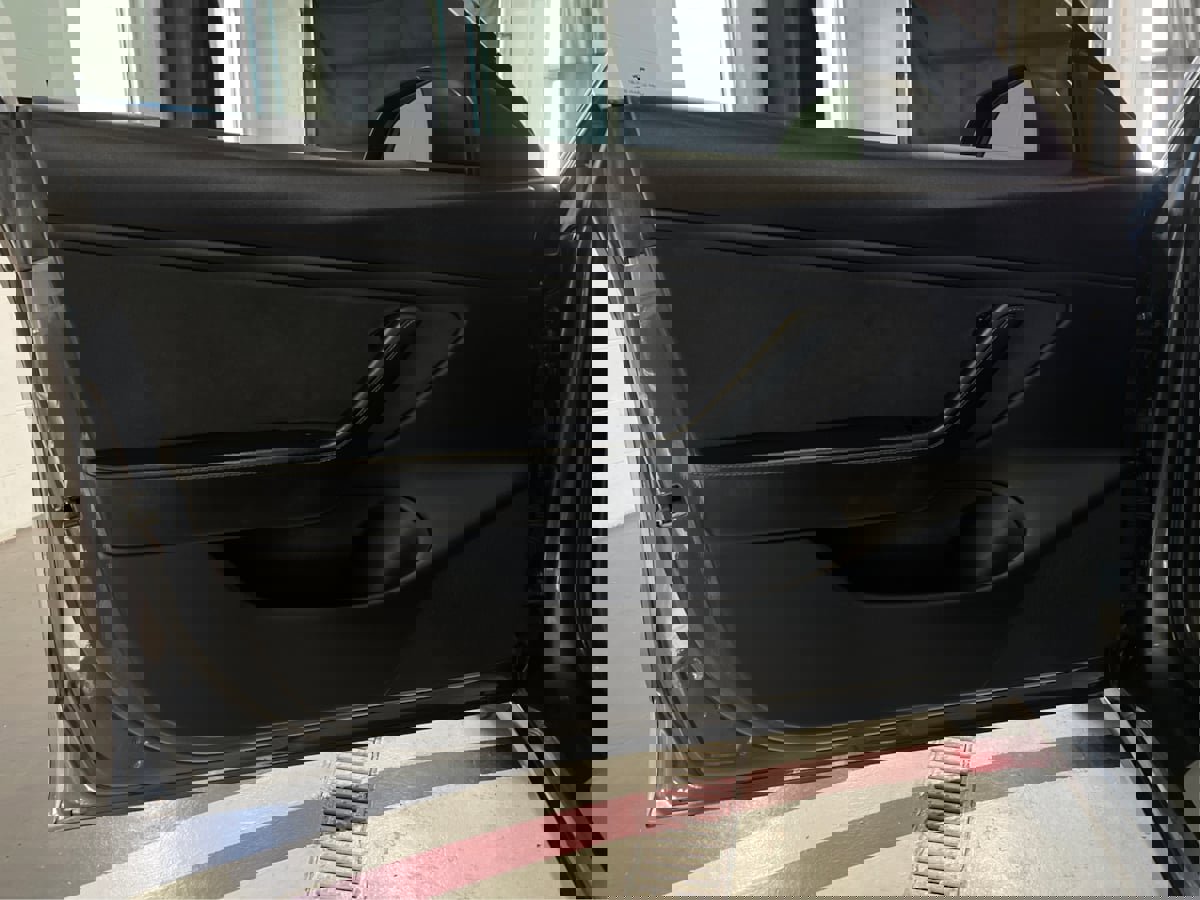 Used 2019 Tesla Model 3 Long Range image 23