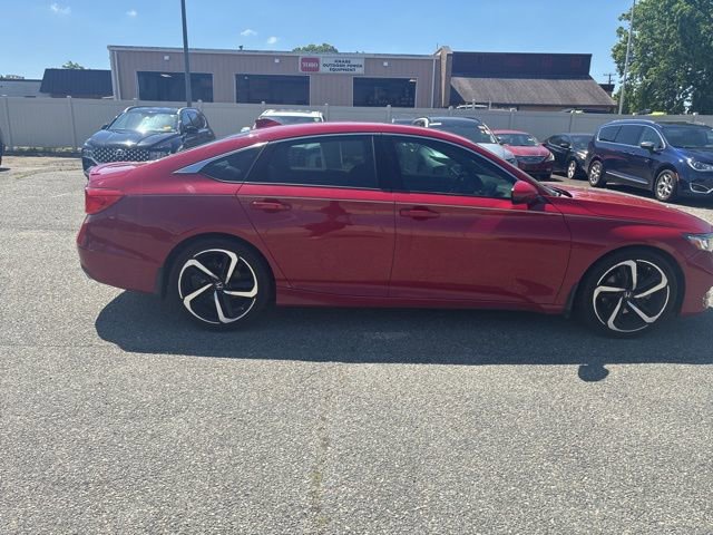Used 2019 Honda Accord Sport image 2