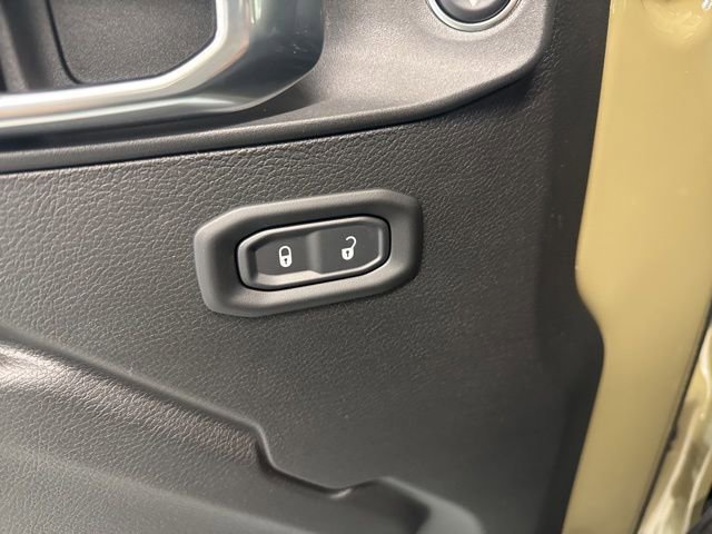 New 2026 Jeep Gladiator Sport image 16