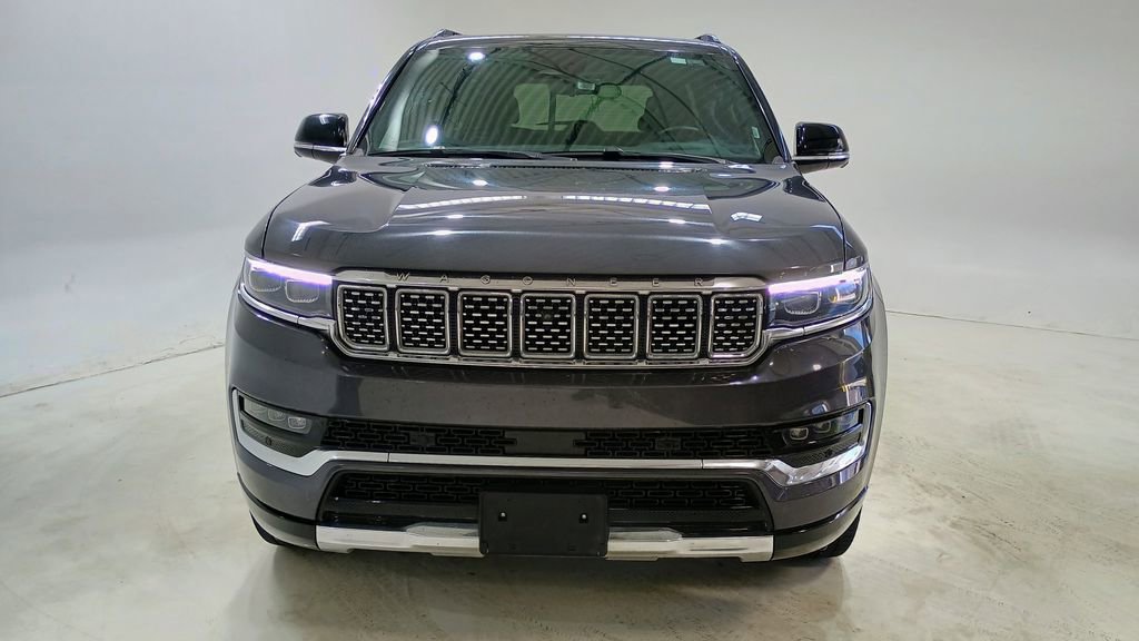 Used 2023 Jeep Grand Wagoneer Series II AWD/4WD image 2