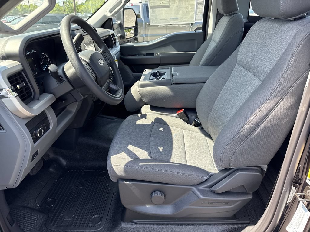 New 2025 Ford F350 XL w/ 360-Degree Camera Package RWD image 9