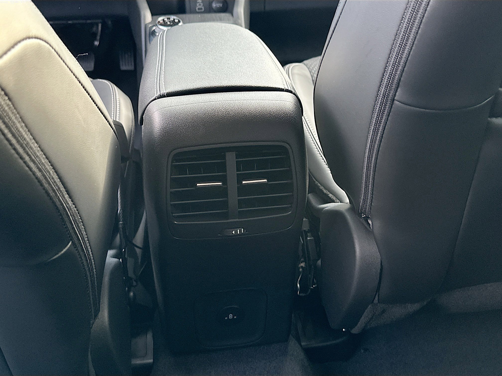 New 2026 Ford Escape SE image 18