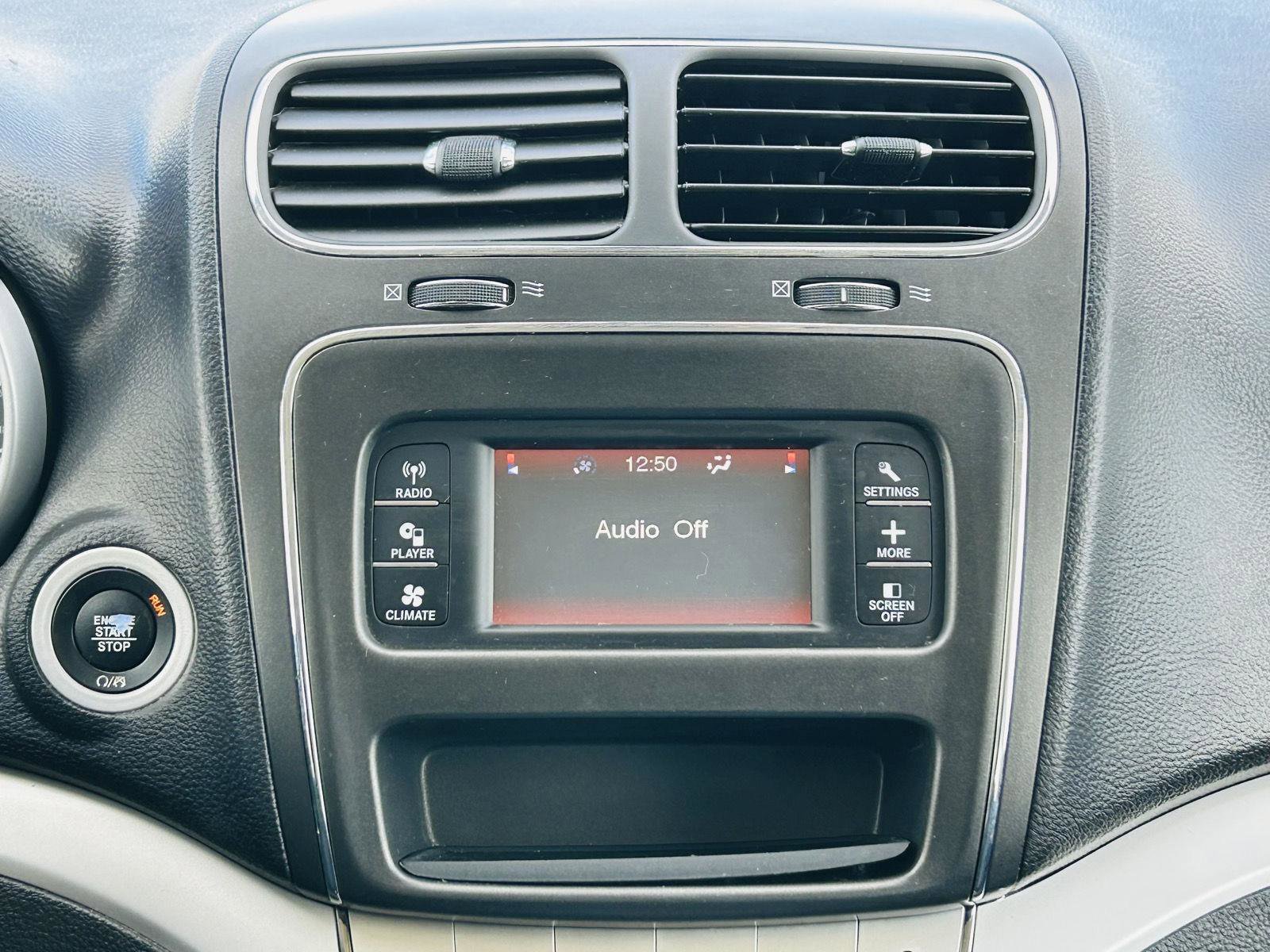 Used 2019 Dodge Journey SE w/ Mopar Chrome Accent Package image 14