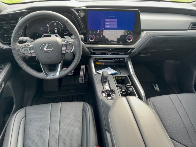 New 2026 Lexus TX 500h AWD image 28