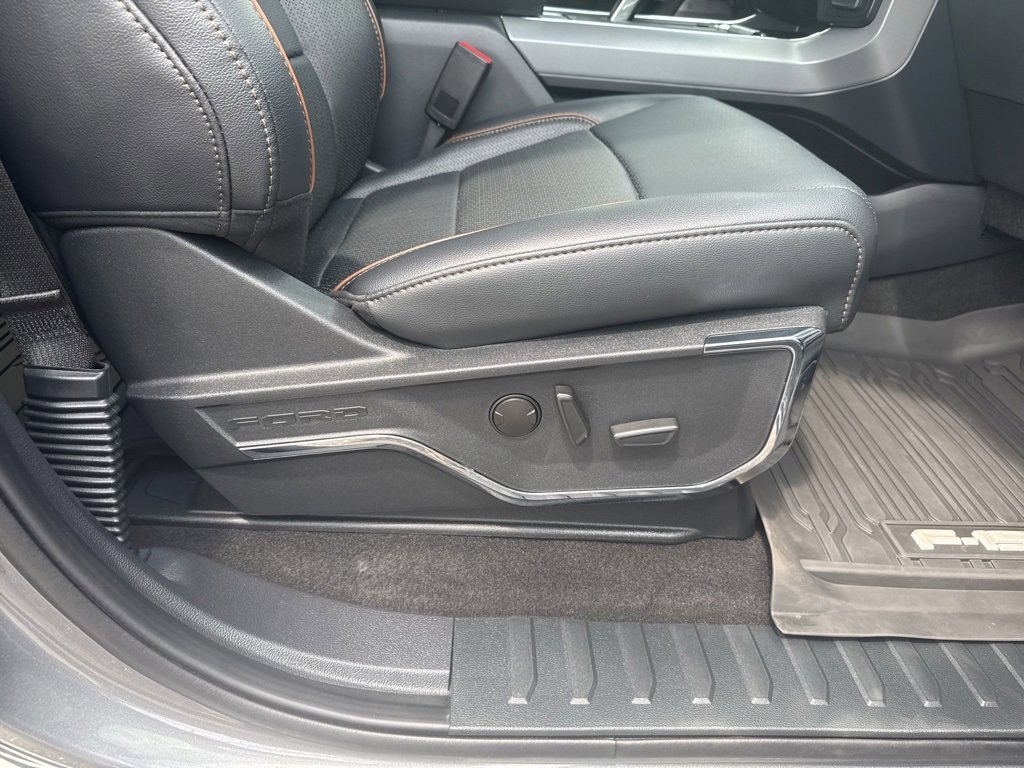 Used 2024 Ford F150 Lariat image 23