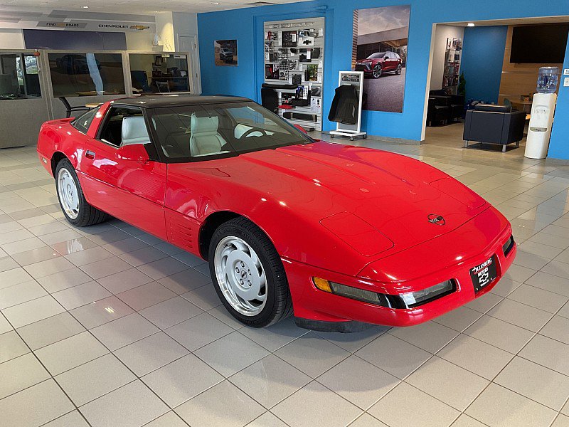 Used 1992 Chevrolet Corvette Coupe RWD image 6
