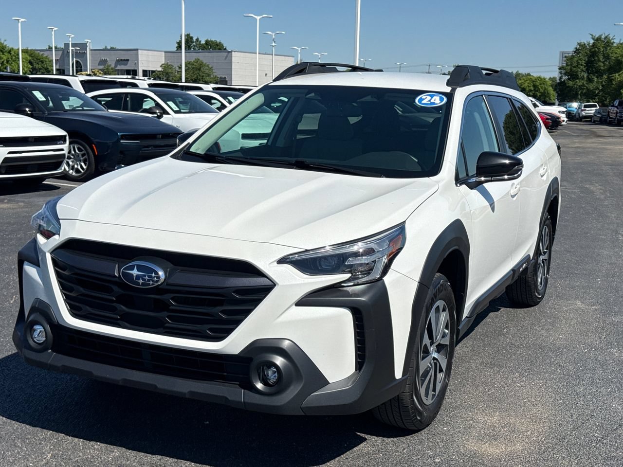 Used 2024 Subaru Outback Premium AWD/4WD image 7