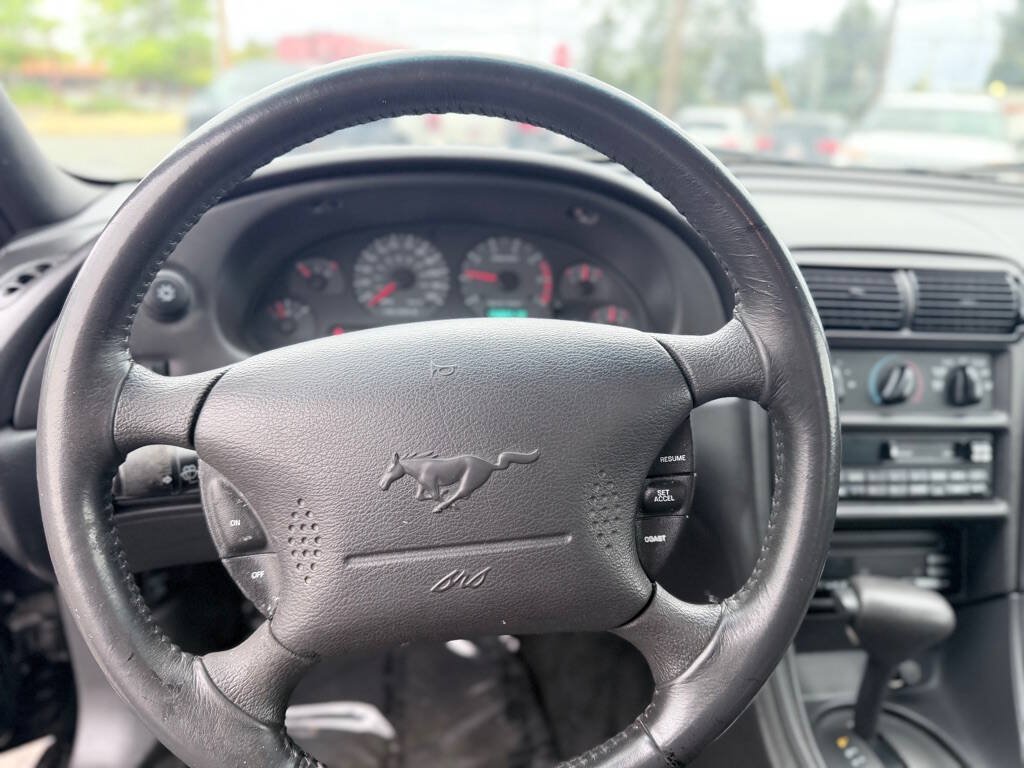 Used 2000 Ford Mustang Coupe RWD image 14