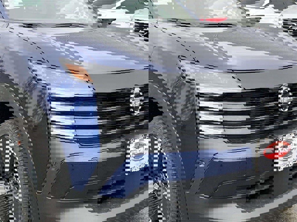 New 2026 Nissan Kicks SR w/ Cold Weather Package image 8