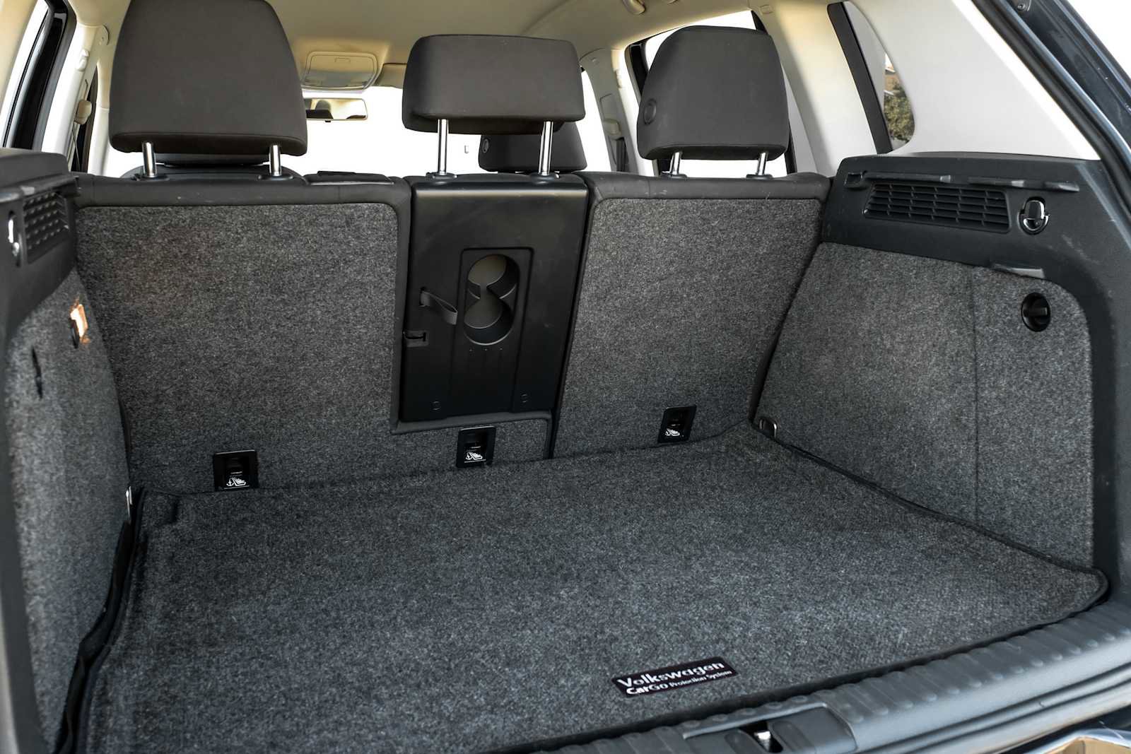 Used 2017 Volkswagen Tiguan S image 49