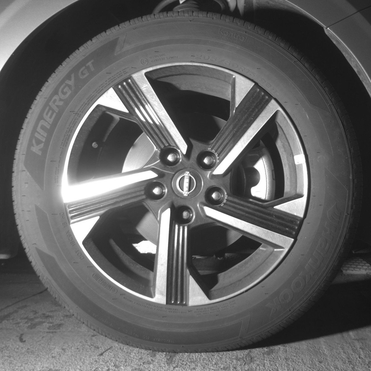 Used 2025 Nissan Sentra SV image 13