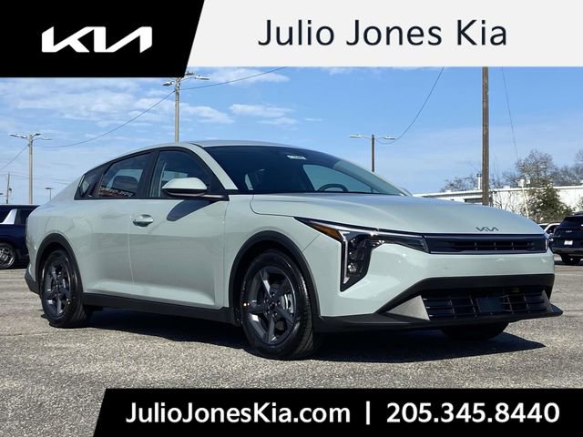 New 2026 Kia K4 FWD image 1