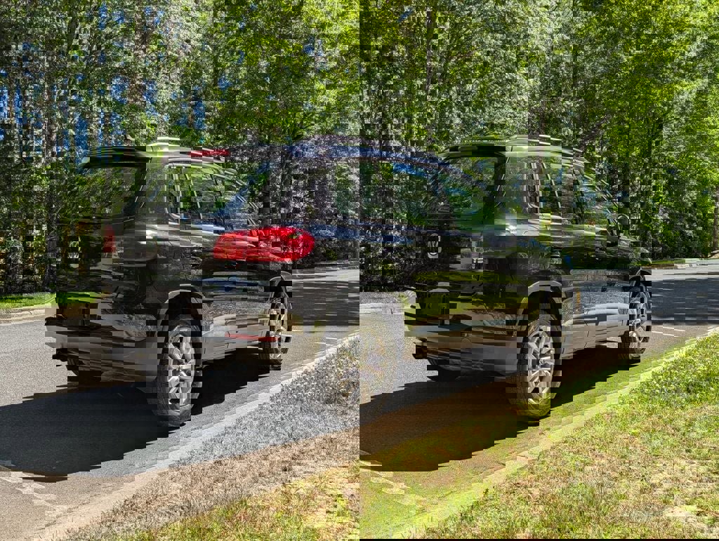 Used 2017 Volkswagen Tiguan S FWD image 9