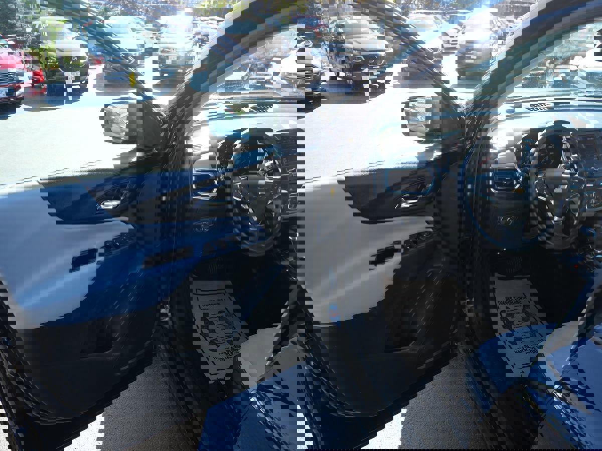 Used 2021 Chevrolet Equinox LS image 16