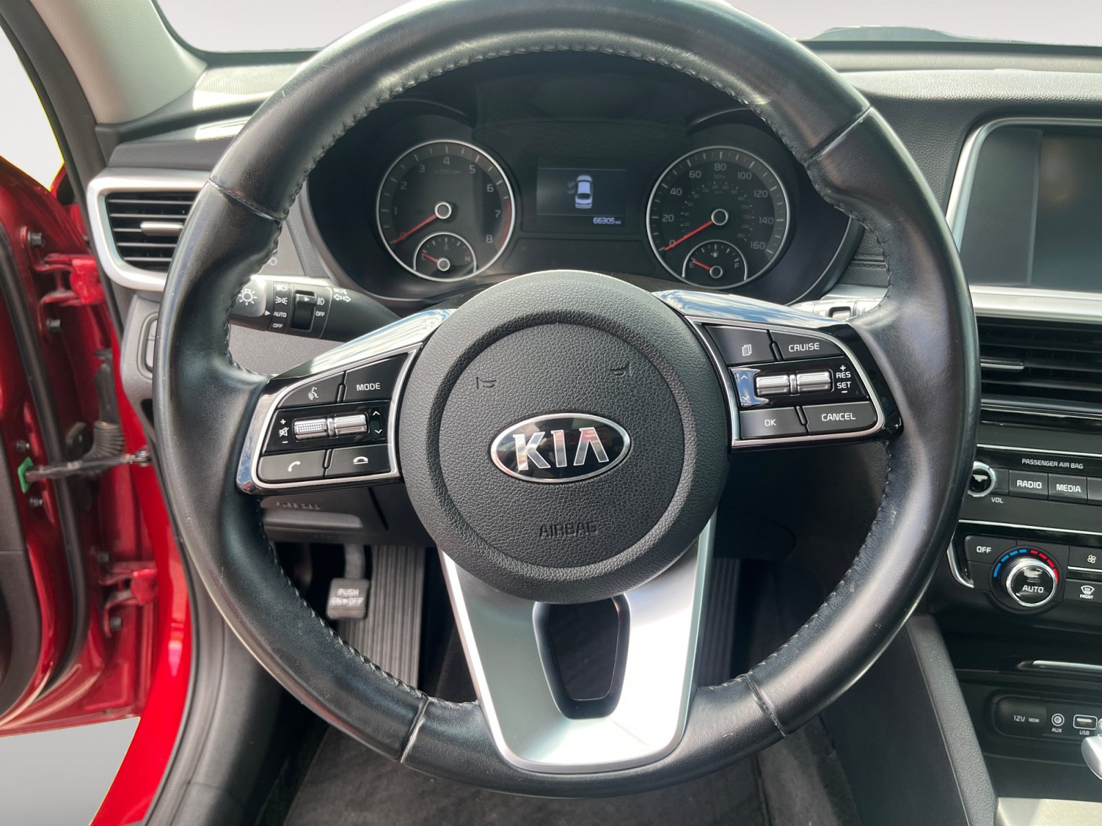 Used 2019 Kia Optima S w/ S Panoramic Sunroof Package FWD image 12
