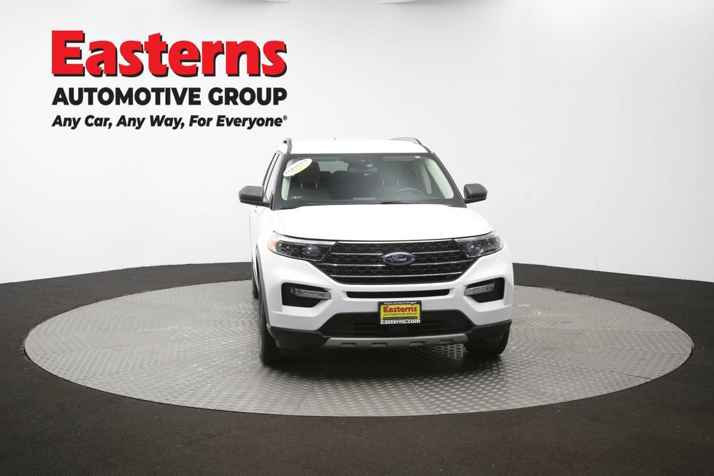 Used 2022 Ford Explorer XLT w/ Equipment Group 202A AWD/4WD image 55