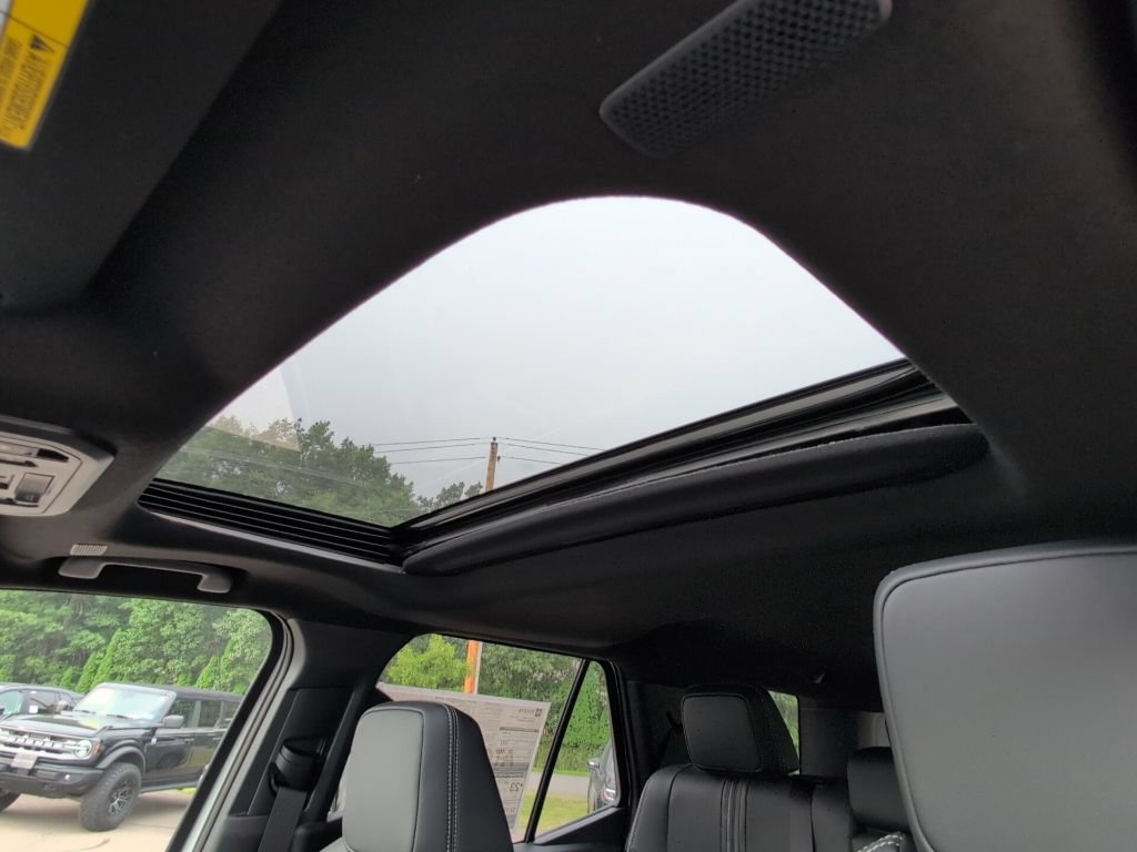 Certified 2026 Toyota 4Runner Limited AWD/4WD image 25