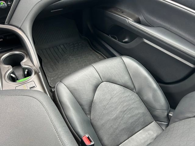 Used 2022 Toyota Camry XSE FWD image 15