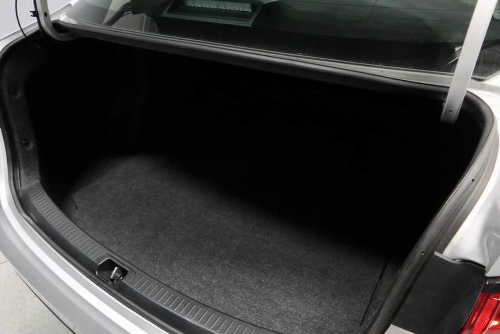 Used 2025 Toyota Corolla LE FWD image 13