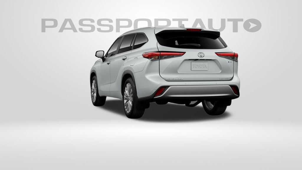 New 2026 Toyota Highlander Platinum AWD/4WD image 4