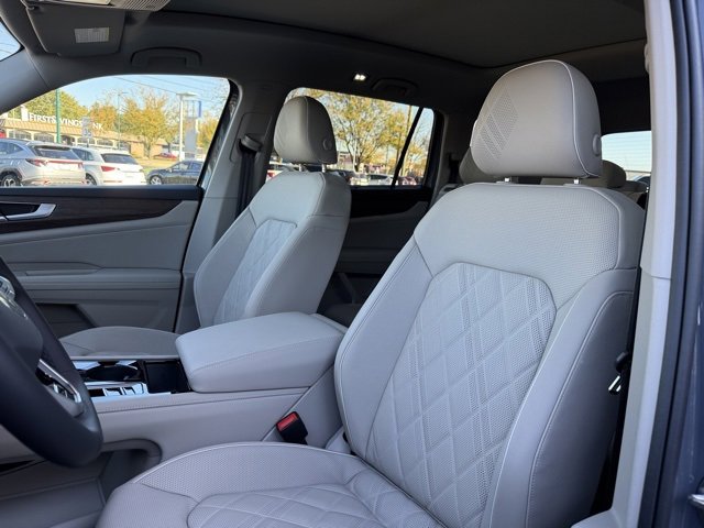 New 2026 Volkswagen Atlas SEL Premium R-Line image 13