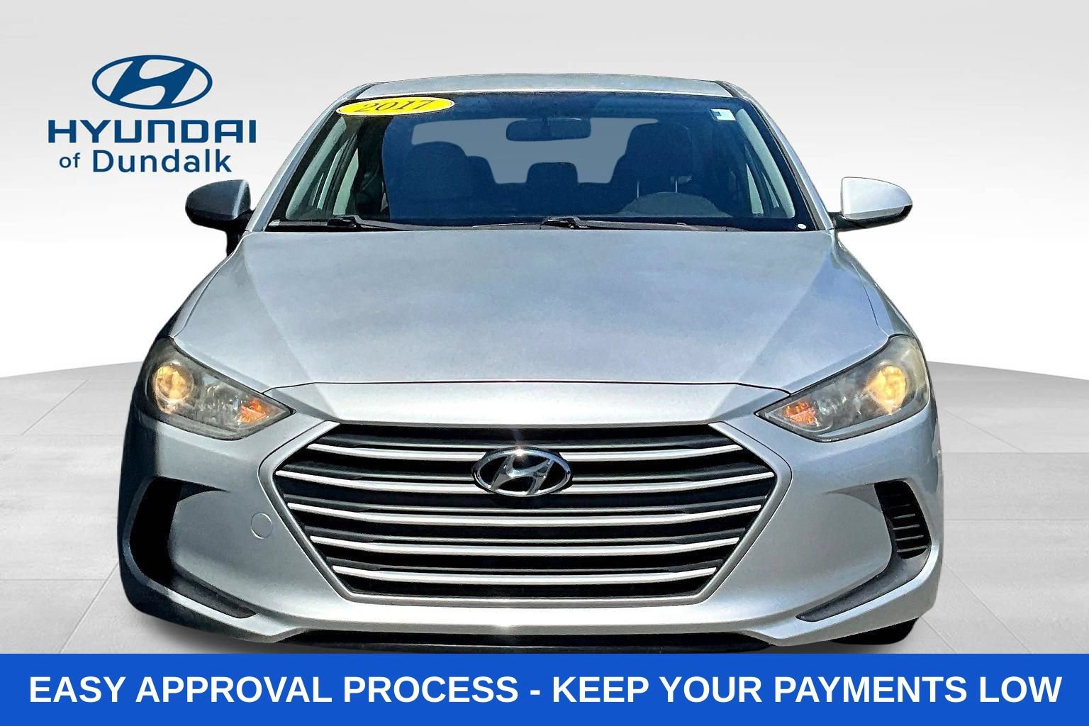 Used 2017 Hyundai Elantra SE FWD image 2