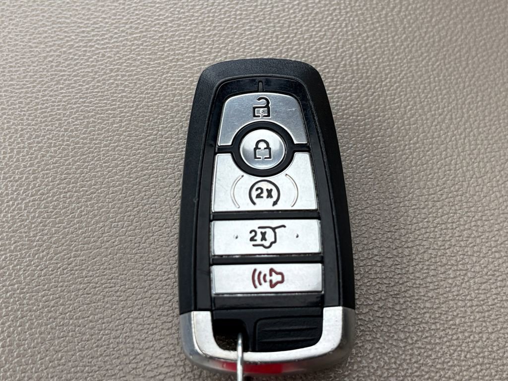 Used 2024 Ford Expedition Limited image 28