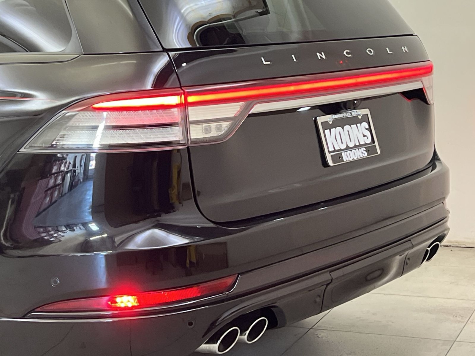 Used 2023 Lincoln Aviator Reserve w/ Equipment Group 201A AWD/4WD image 30