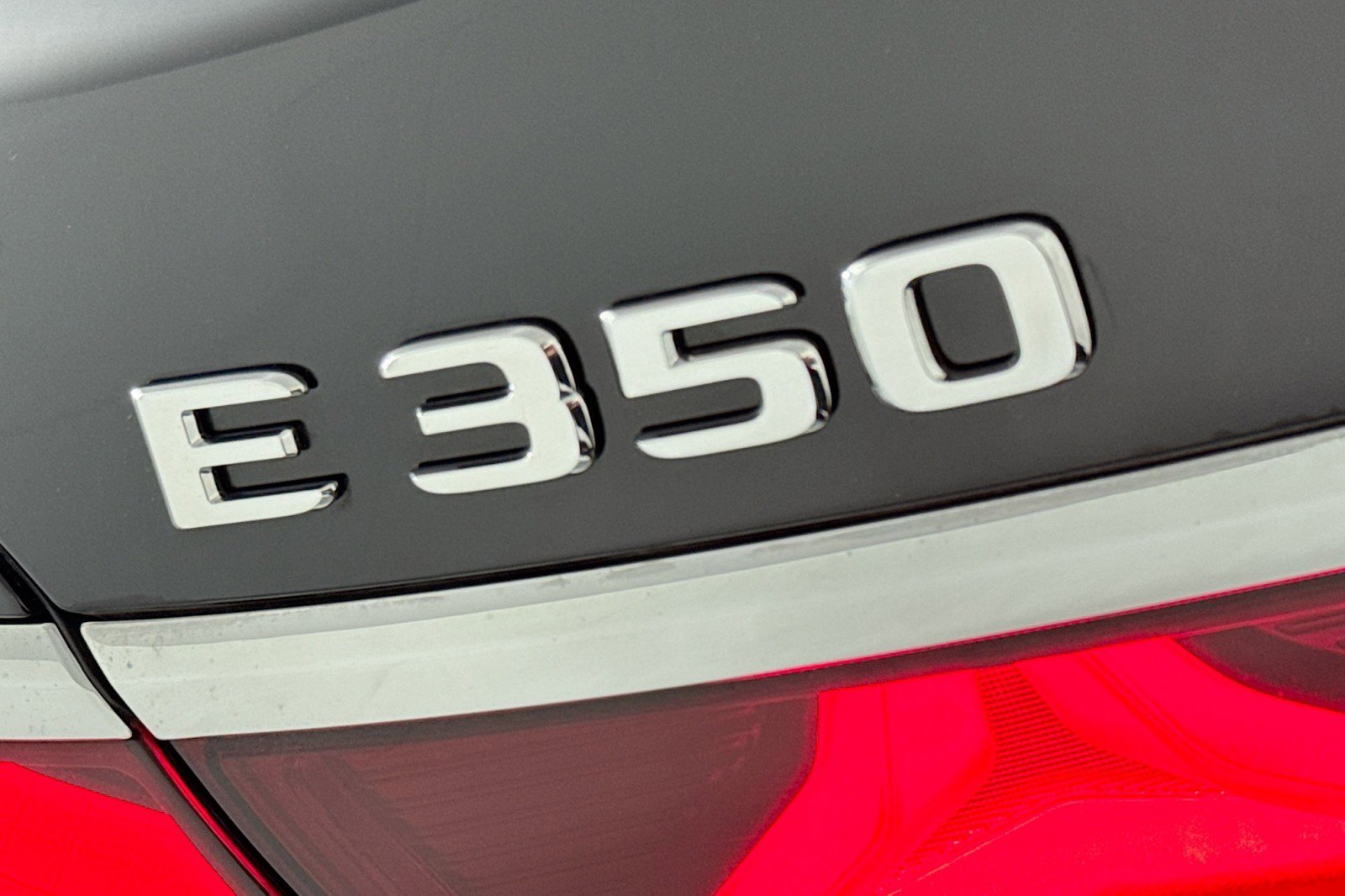 New 2025 Mercedes-Benz E 350 Sedan image 8