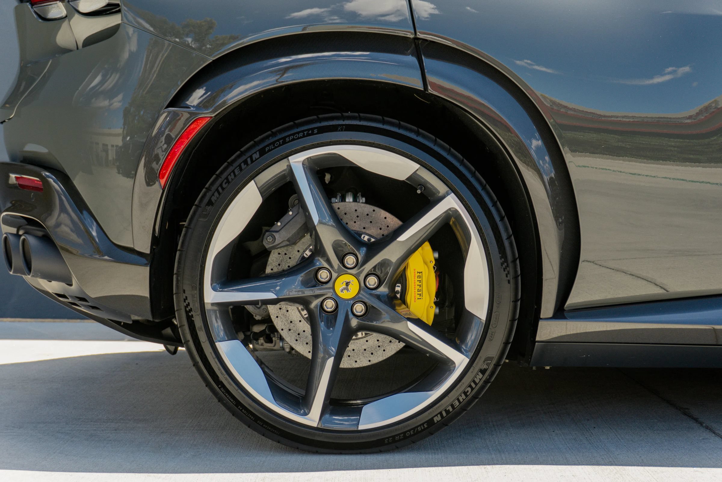 Used 2024 Ferrari Purosangue AWD/4WD image 34