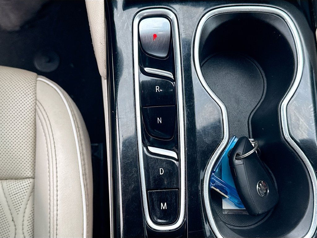 Used 2023 Buick Envision Avenir FWD image 17