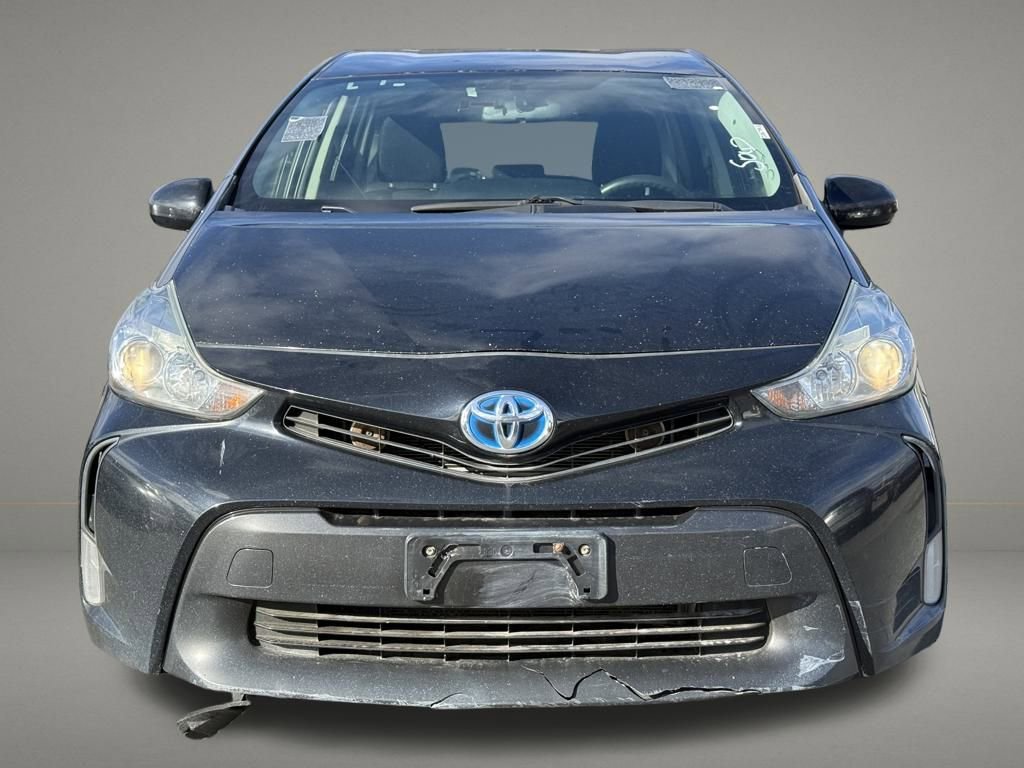Used 2017 Toyota Prius V Three image 9